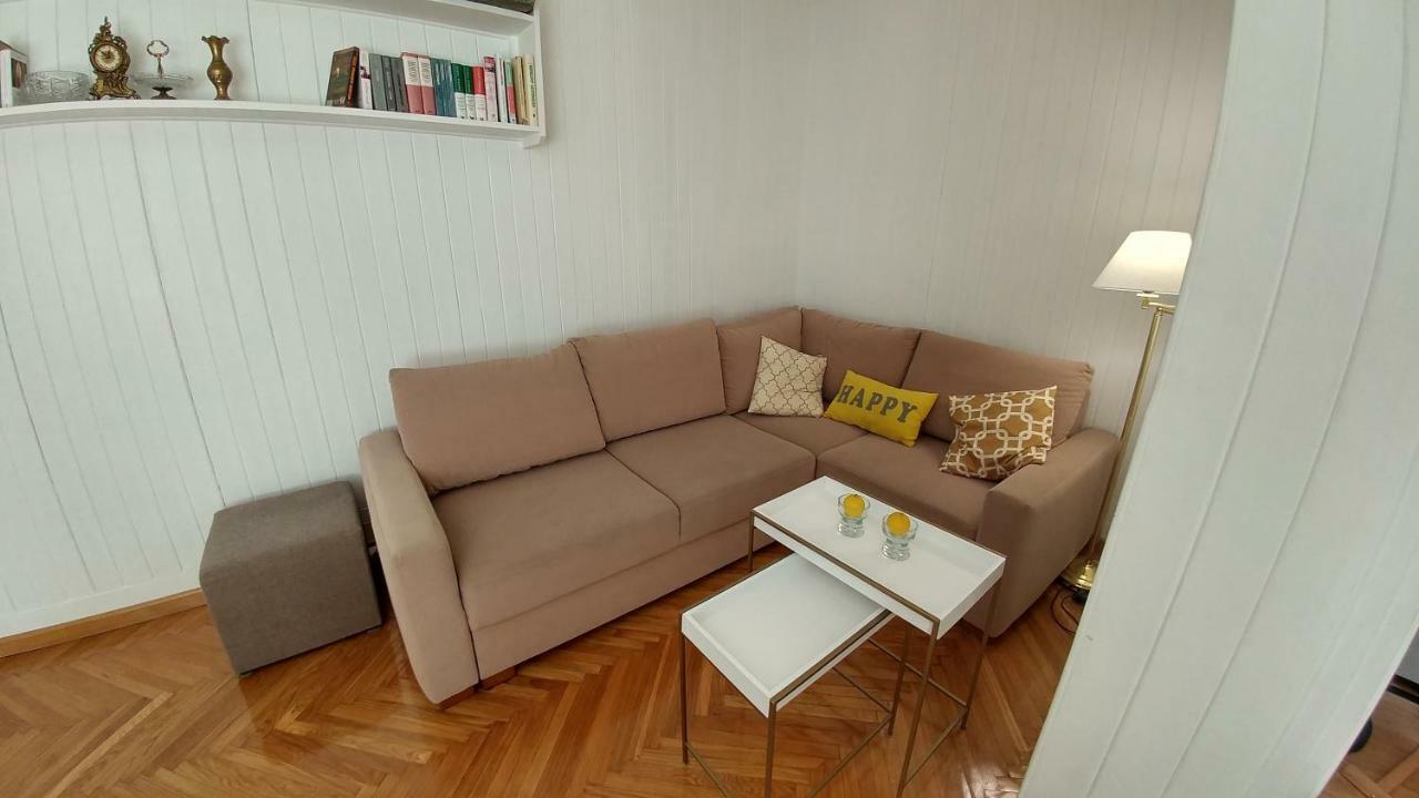Apartament Centrum Августув Экстерьер фото